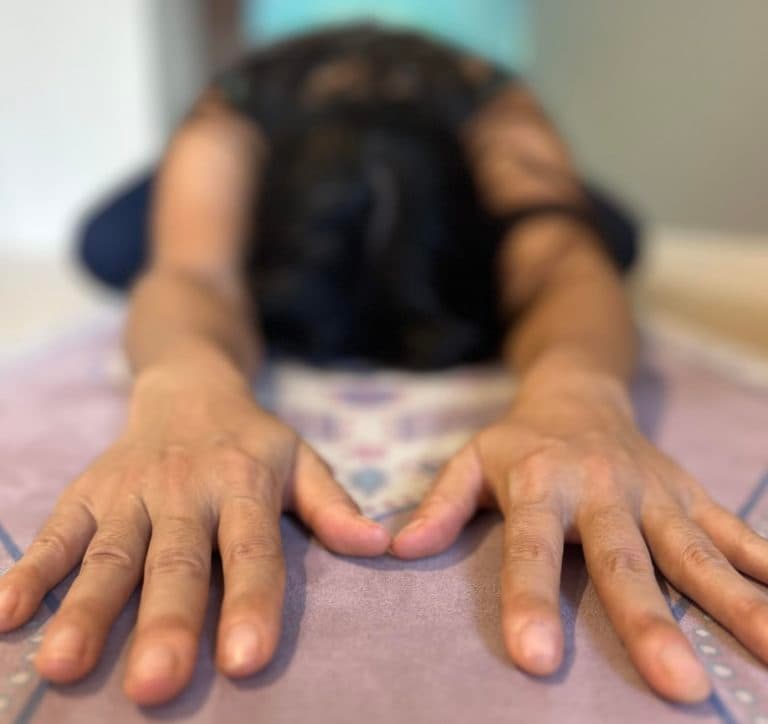 Yin Yoga Teacher Training for Mindful and Transformative Teaching