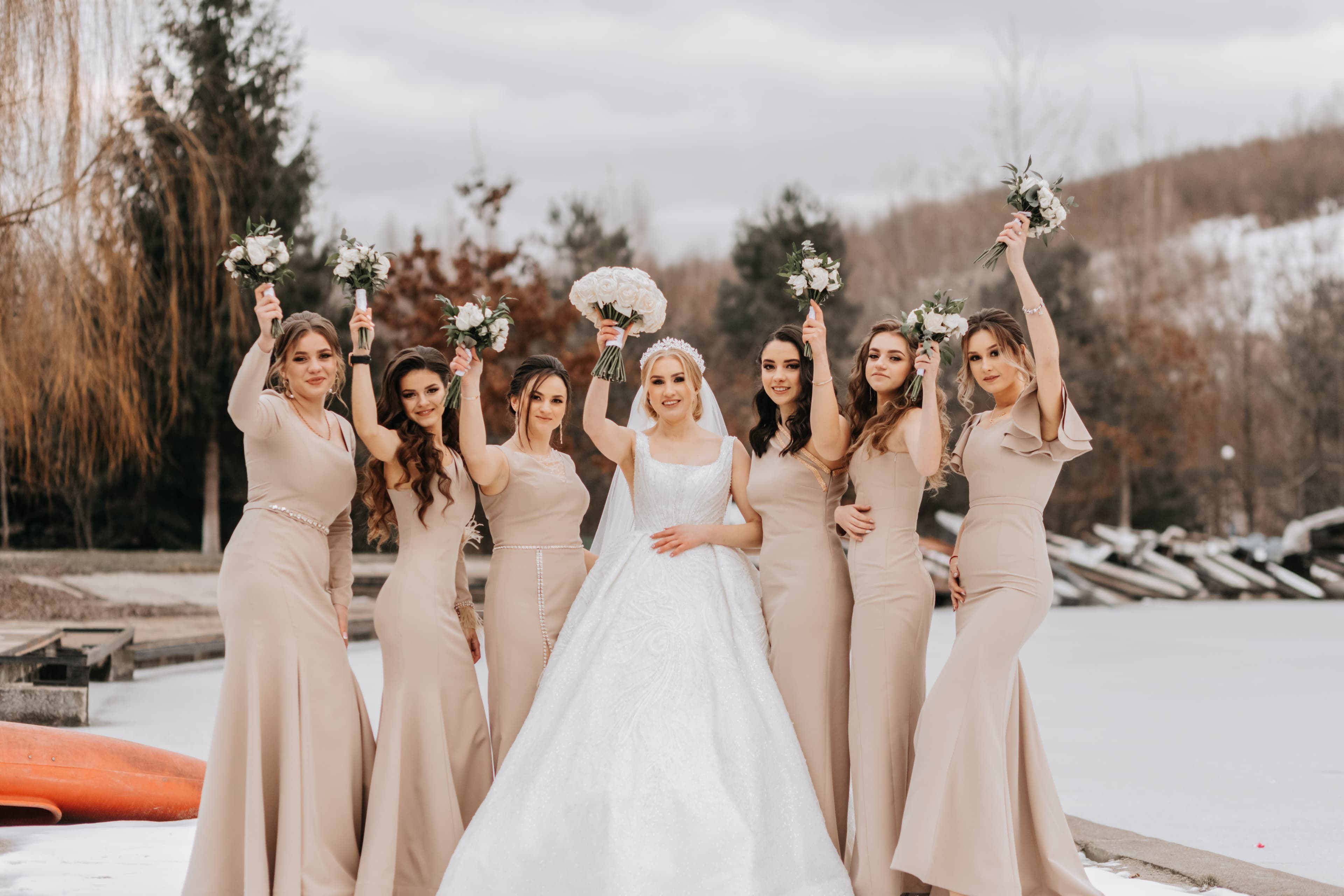 How to Keep Wedding Guests Warm Without Making the Reception Uncomfortable | My Wedding Source
