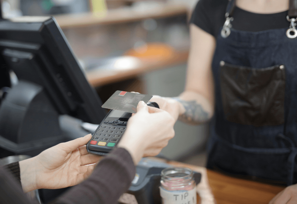 How Working Professionals Can Improve Cash Flow and Financial Health in 2026