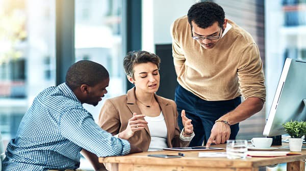 What Are the Advantages of Outsourced Technical Support?
