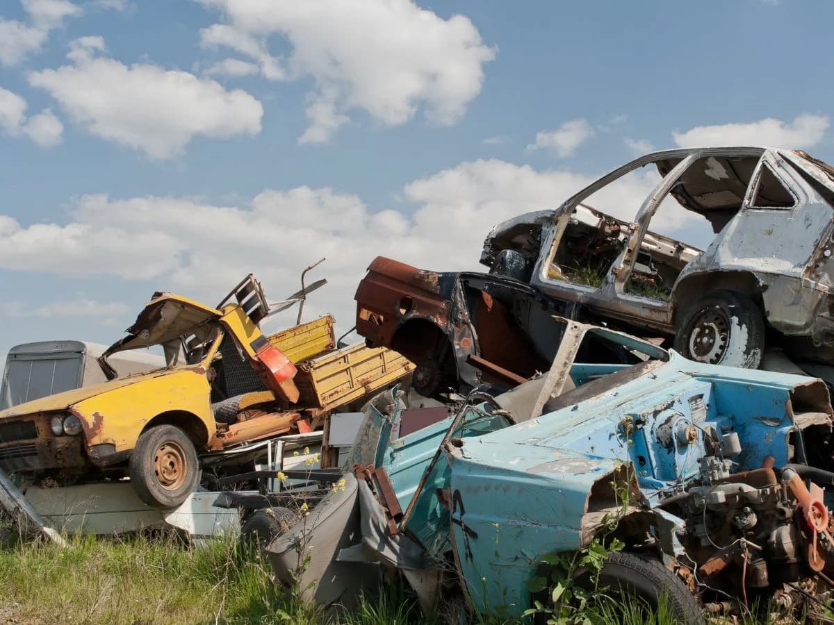 How Metal Recycling Helps Reduce Vehicle Waste