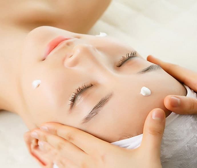 Red Carpet Facial in Dubai