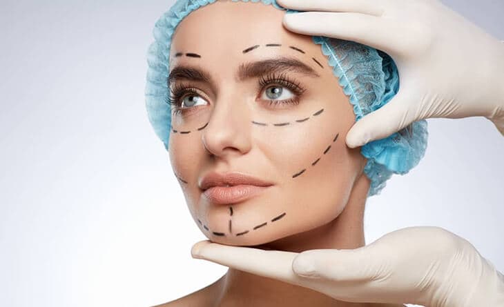 The Role of a Plastic Surgeon in Reconstructive vs Cosmetic Surgery