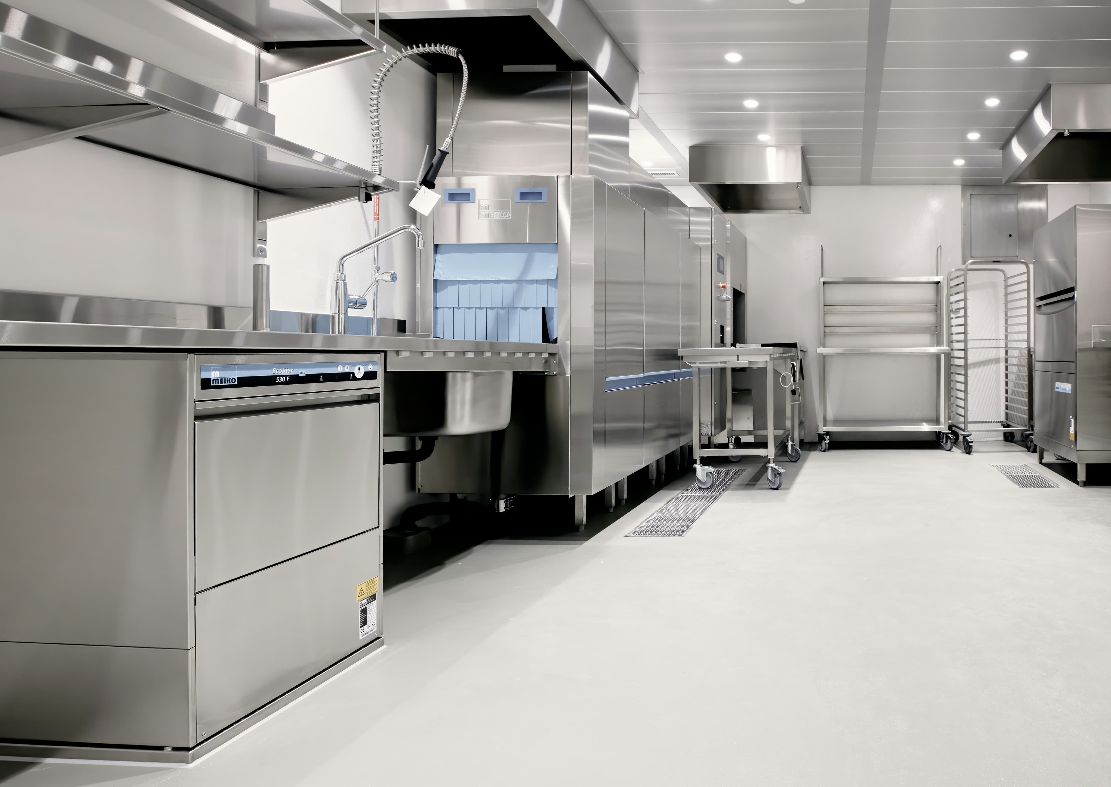 Buy Online Commercial Kitchen Equipment in UAE: A Practical Guide for Modern Food Businesses