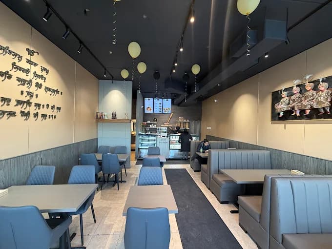 Discover an Indian Restaurant in Canada: Authentic Indian Flavours at Desi Khuraak