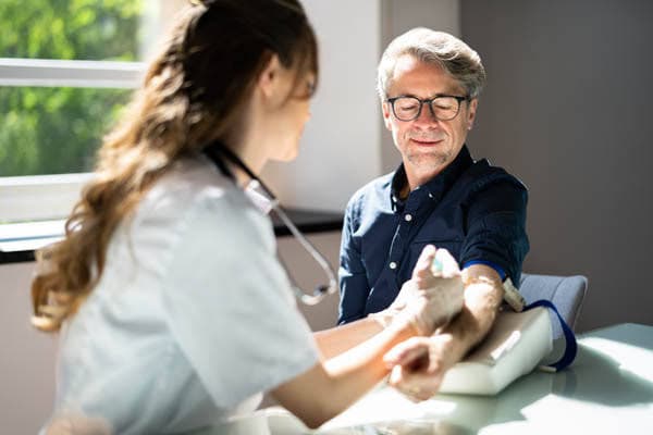 Need a Primary Internal Medicine Physician in Bloomingdale?
