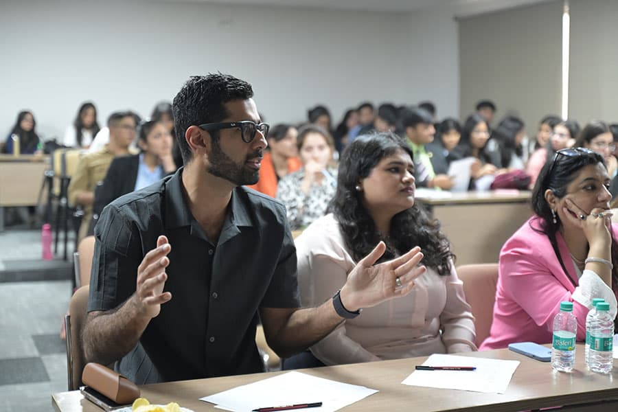 Best Colleges for Economics Hons in India | ISBF