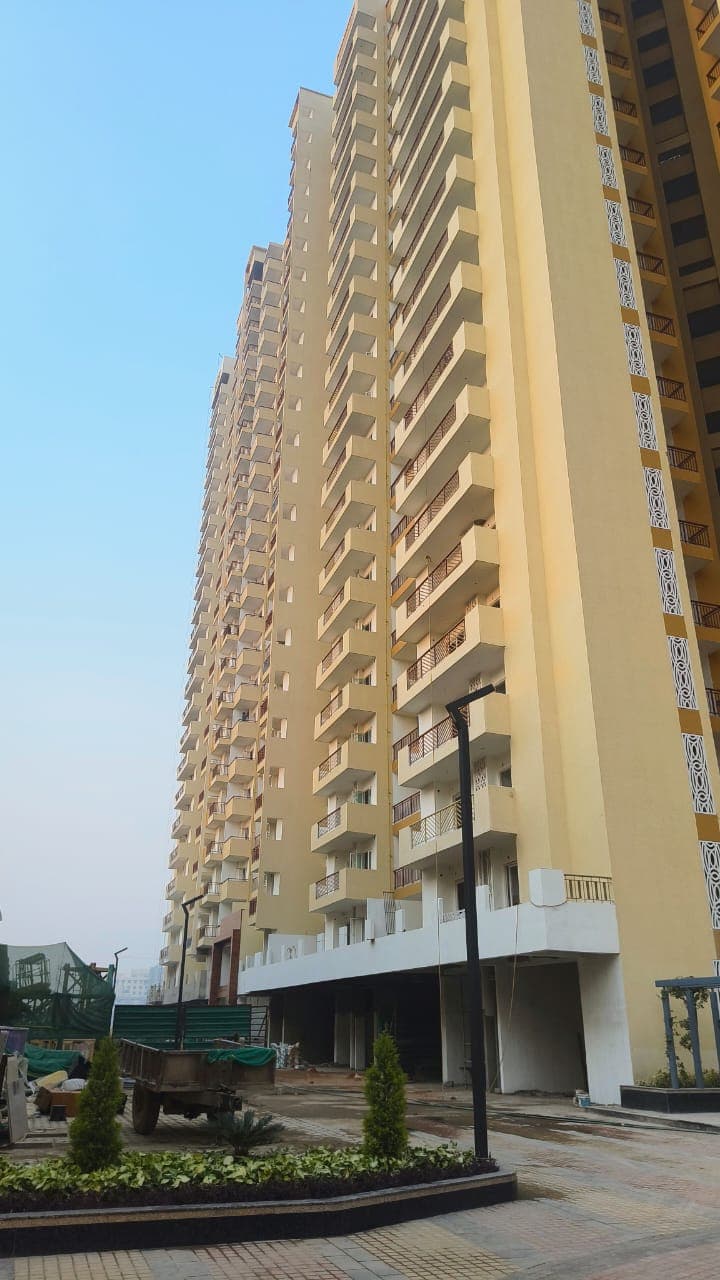 Explore Ready-to-Move 3BHK Apartments in Greater Noida West