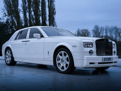 Luxury Car Hire for Prom: Make Your Special Night Memorable