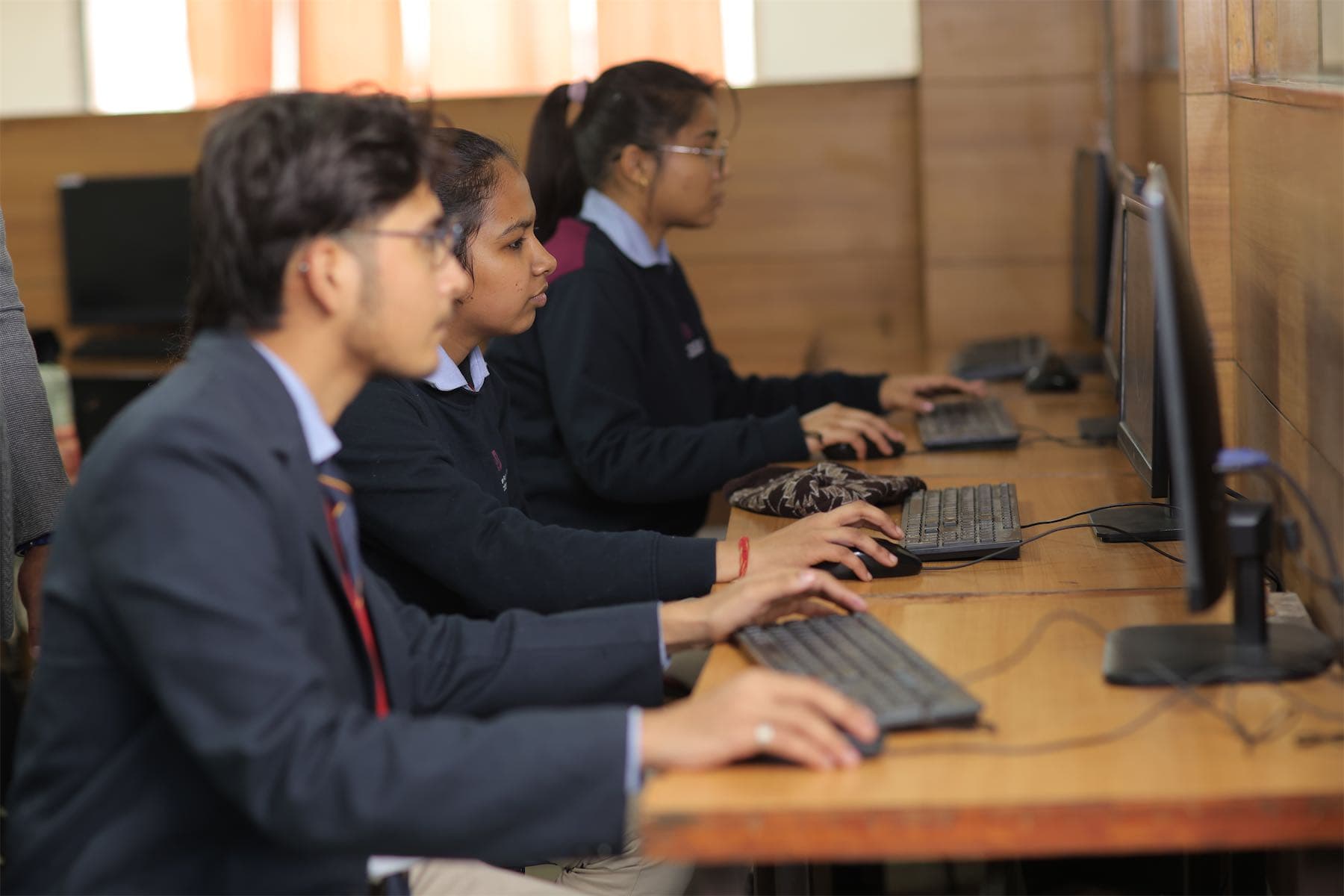 Smart Classrooms and Digital Labs: What Sets the Best College in Dehradun Apart