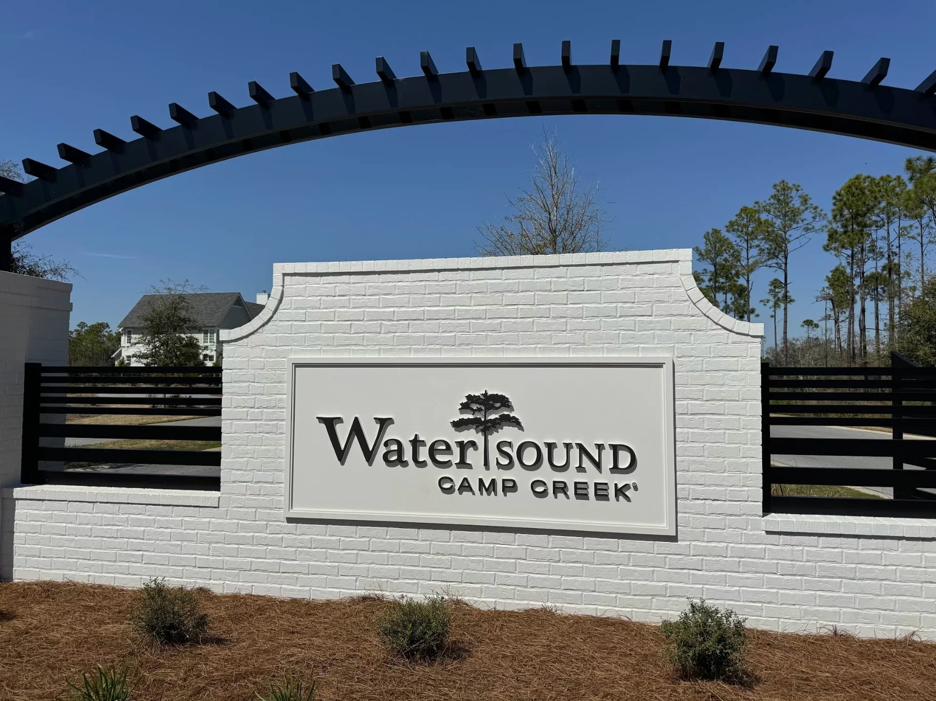 The Power of Architectural Signage: Attract More Customers with Better Design