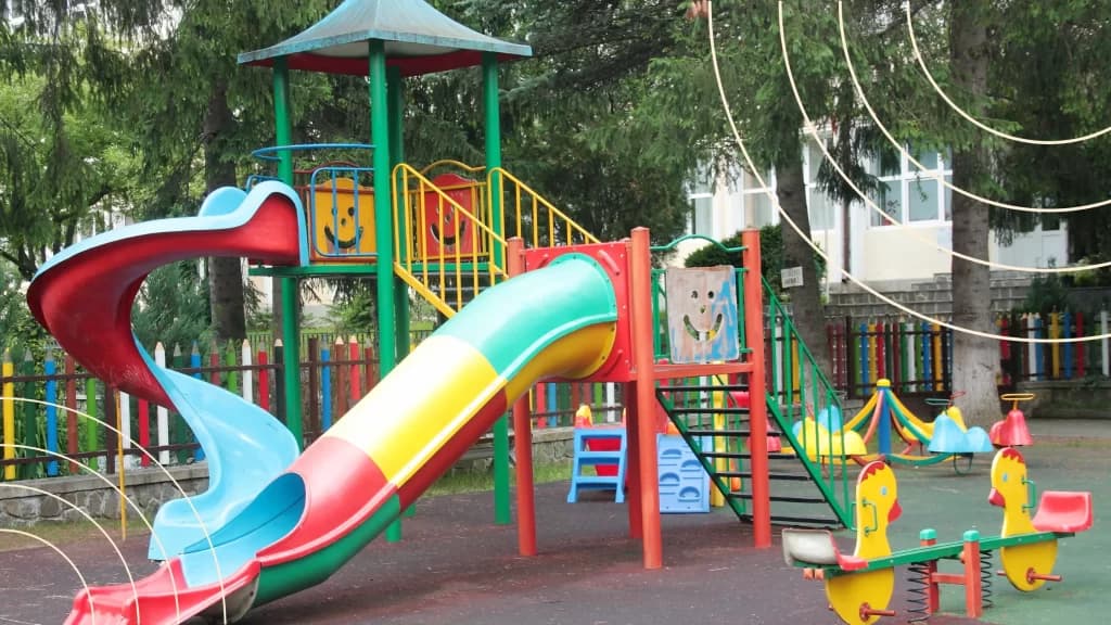 10 Best Outdoor Play Equipment Manufacturers in 2026 — Tested for Safety & Durability