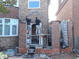 Choosing the Right Party Wall Surveyor: Key Factors to Consider