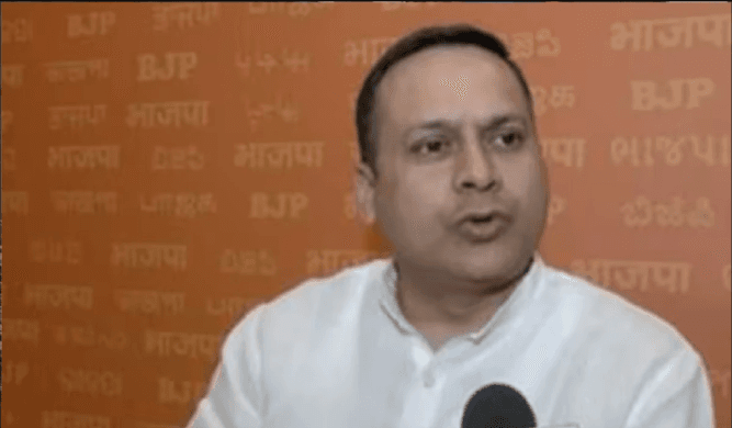 RSS member accuses BJP IT cell head Amit Malviya of sexual exploitation, Congress says - should be i