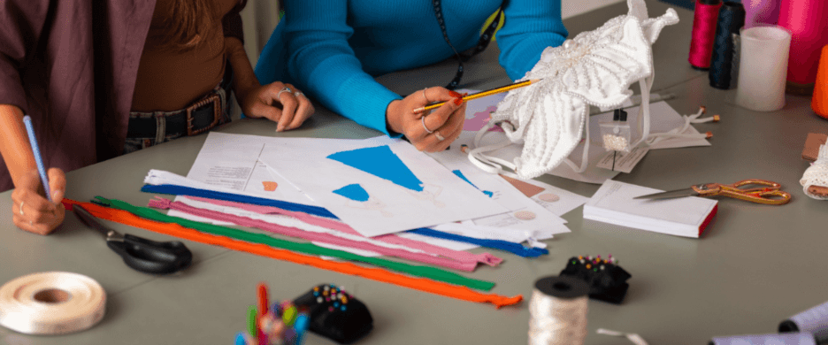 Salaries and job outlook for MBA in Fashion Designing graduates
