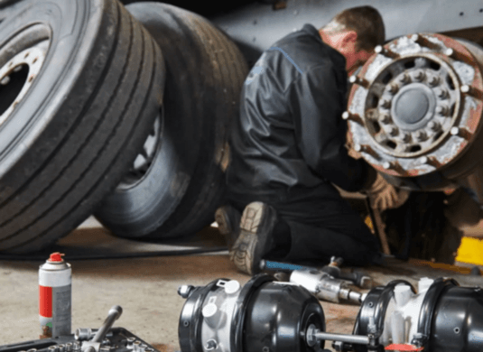 Why Semi-Truck Repair Services In Des Moines Are Beneficial 