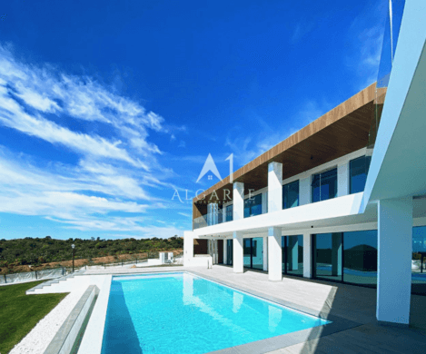 Dream Big: The Most Luxurious Algarve Villas for Sale
