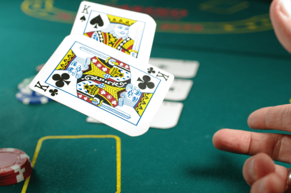 Popular Mobile Poker Games You Should Invest Your Time In
