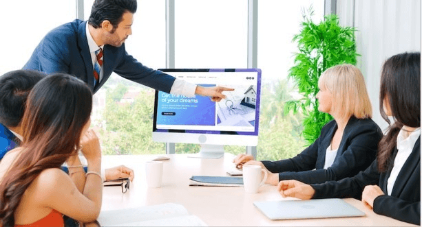 Top 10 Benefits of Having a Real Estate Website