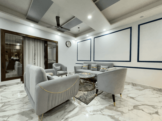 Are there any interior designers in Noida known for their expertise in space-saving solutions 
