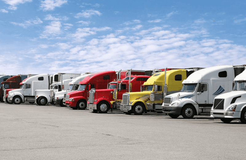 Commercial Truck Parking in San Diego, California
