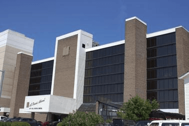  Opt Barclay Towers Resort Hotel to Enjoy the Vibes of Virginia Beach 