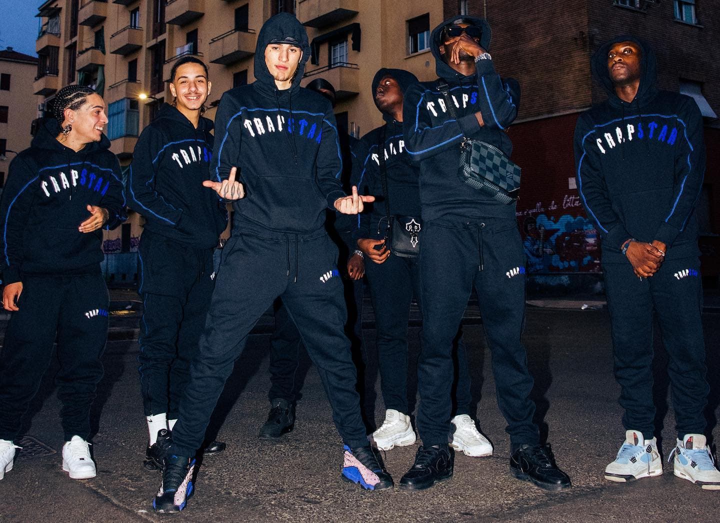 Comme des Garçons A Legacy of Avant-Garde