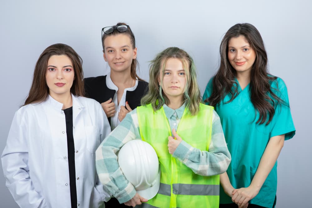 Immigrate to Canada in 2025 - Skilled Worker Express Entry