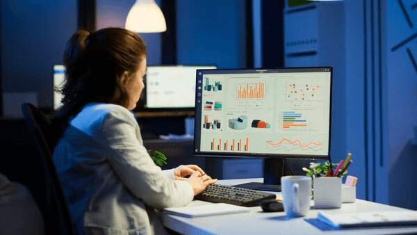 Pros and Cons of a Career in Bookkeeping Houston