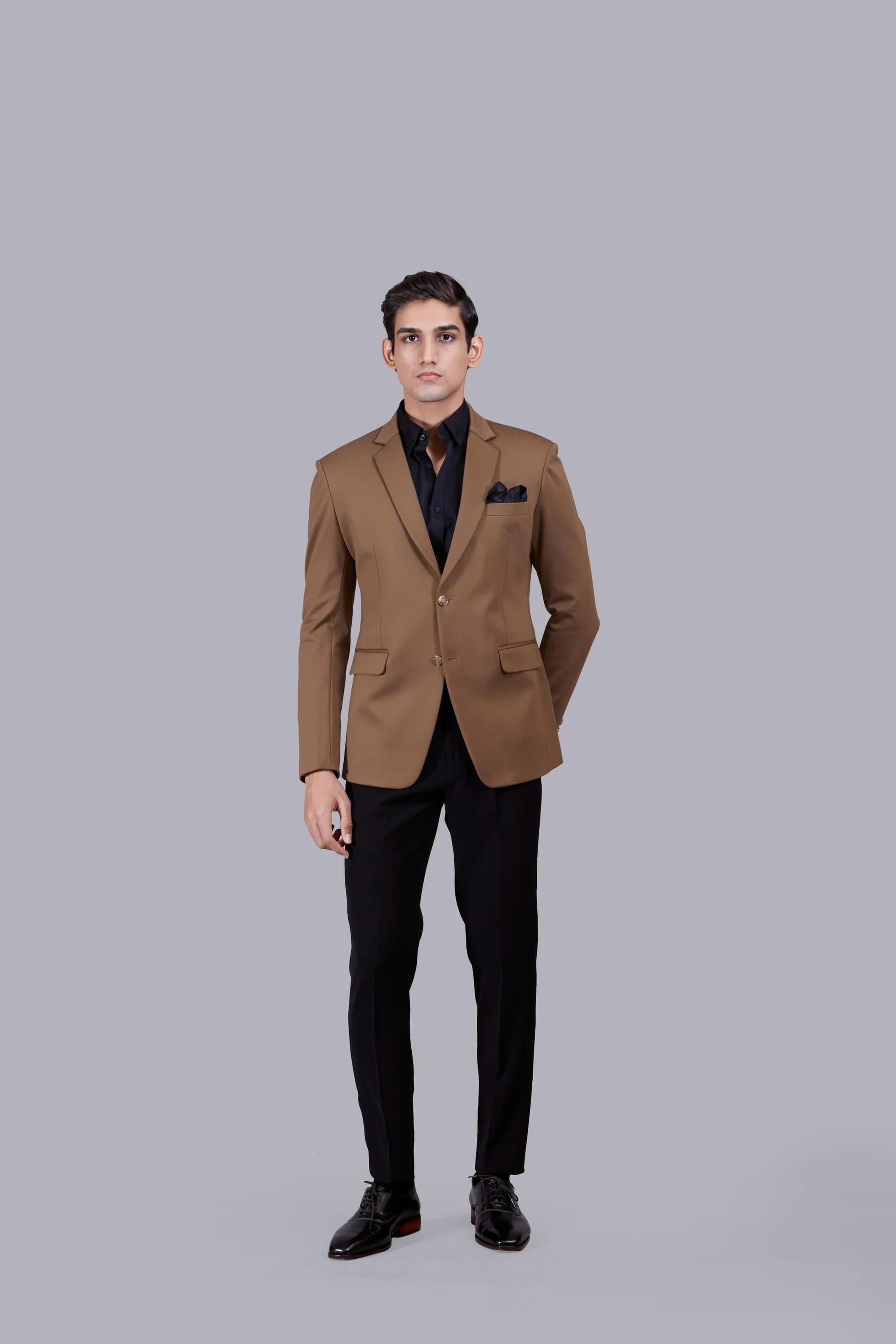 How to Style a Business Casual Blazer for Office
