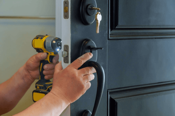 Commercial lockout services