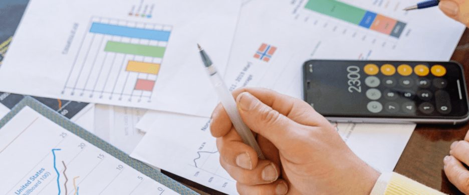 PMS vs. Self-Directed Investing: Which is Better for You?