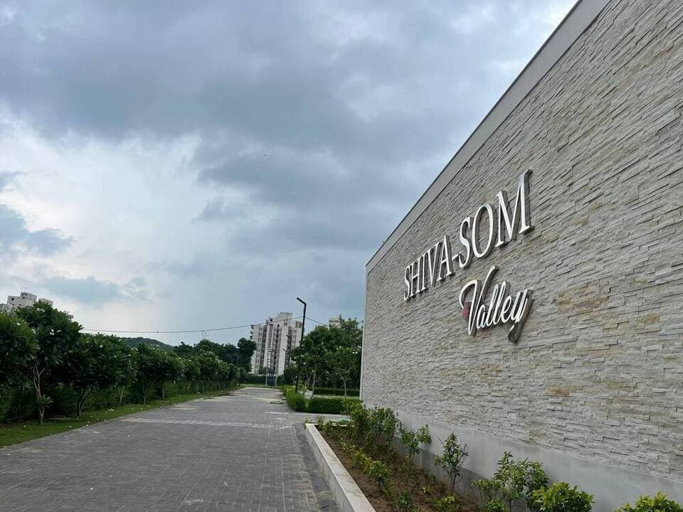 Buy Plots in Gurgaon | 100 Gaj Plots in Gurgaon