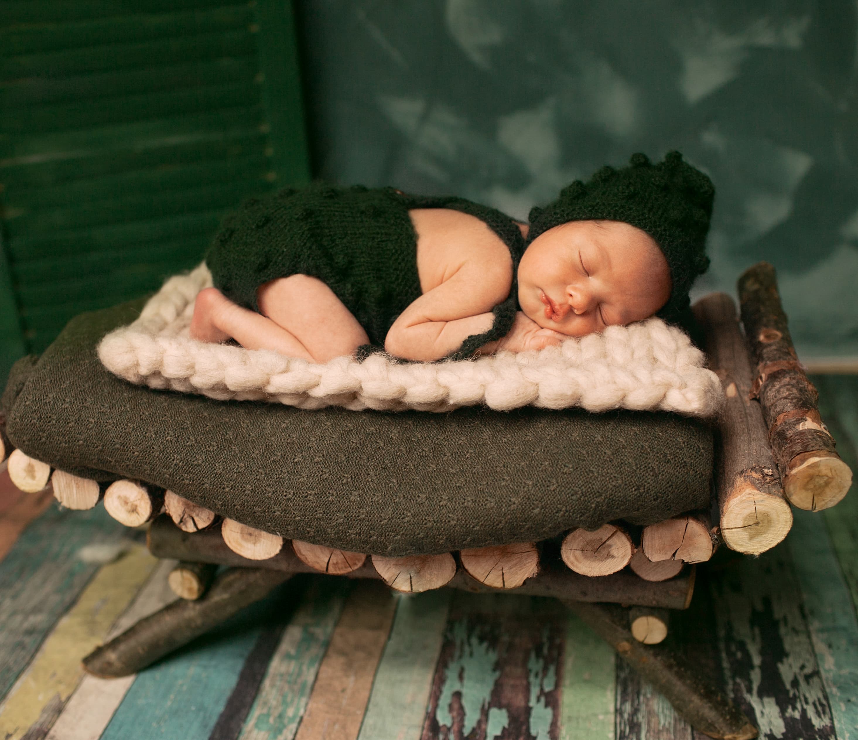 Professional Sydney Newborn Photographer Services