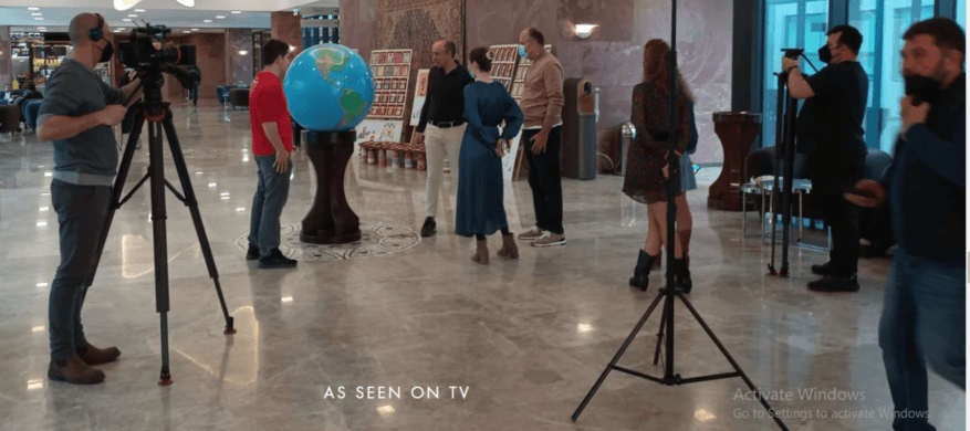 Discover the World with our Big World Globes - Perfect for Explorers and Educators