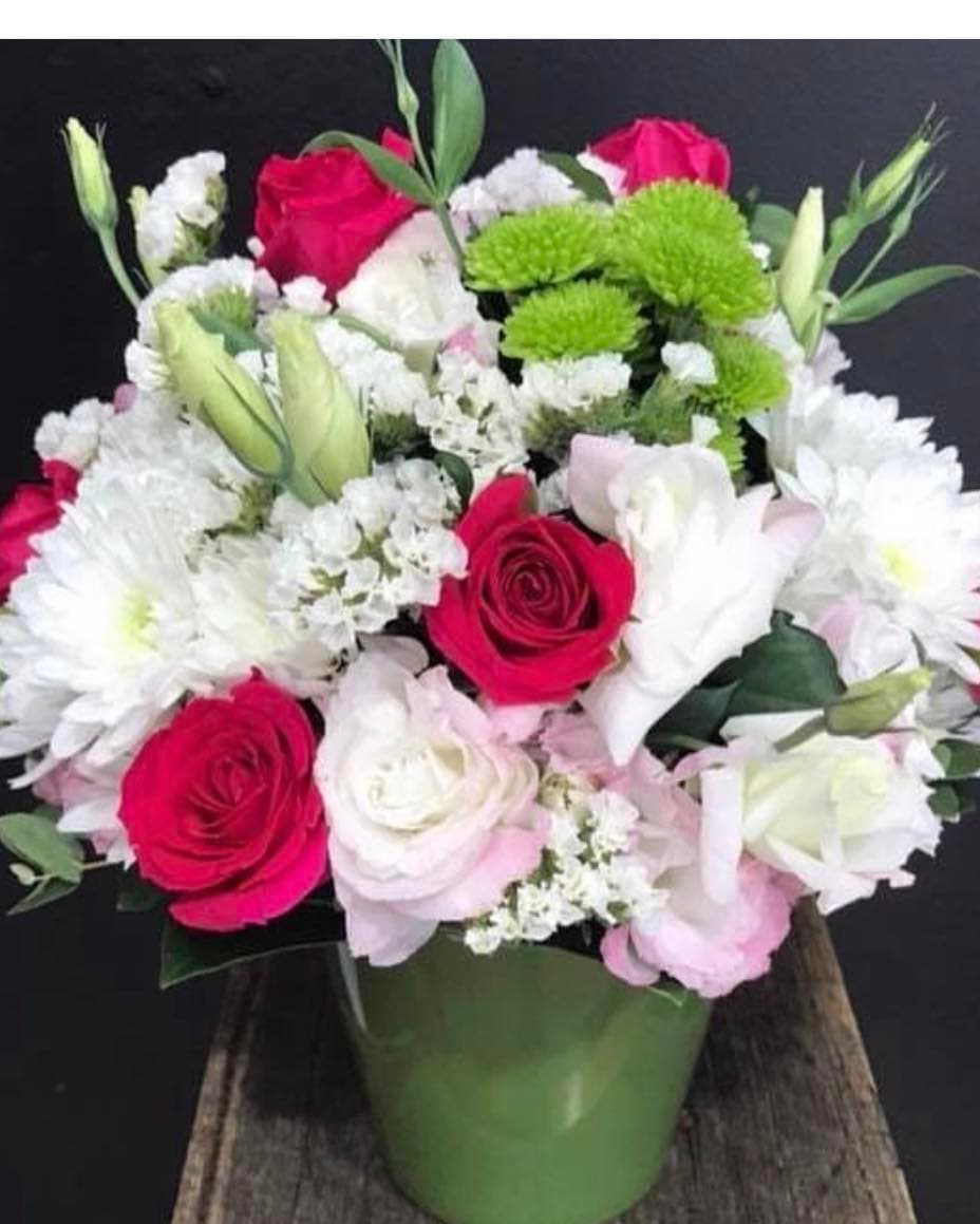 Same Day Flower Delivery Bundoora - Living Flowers Melbourne