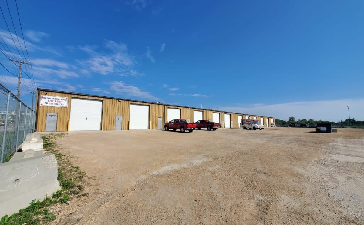 Industrial Bays for Lease