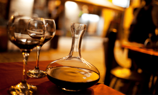 Elevate Your Wine Experience: A Guide to the Le Chateau Wine Decanter