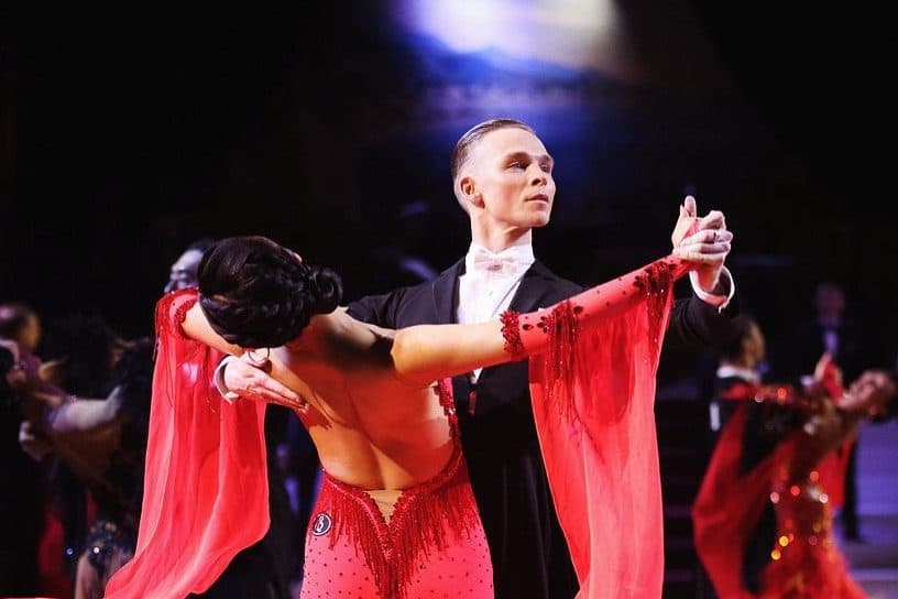  Ballroom Dance Classes London: Hit the Dance Floor
