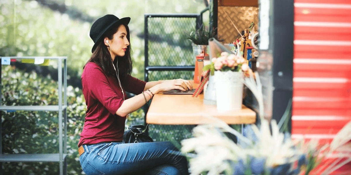 How AI Voice Agents Are Transforming User Interaction