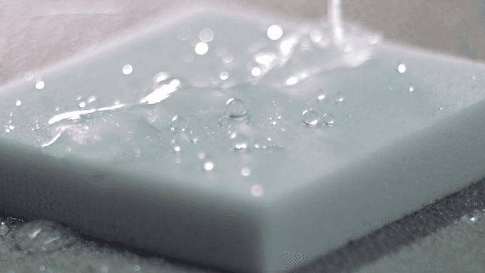 Hydrophobic Melamine Foam Helps Oil Spill Problem