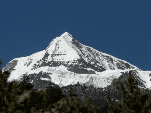 Chulu East Peak Climbing