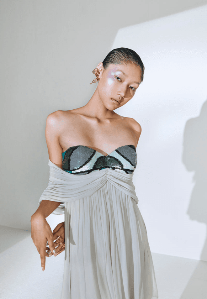 THE VERSATILITY OF A WHITE DRESS