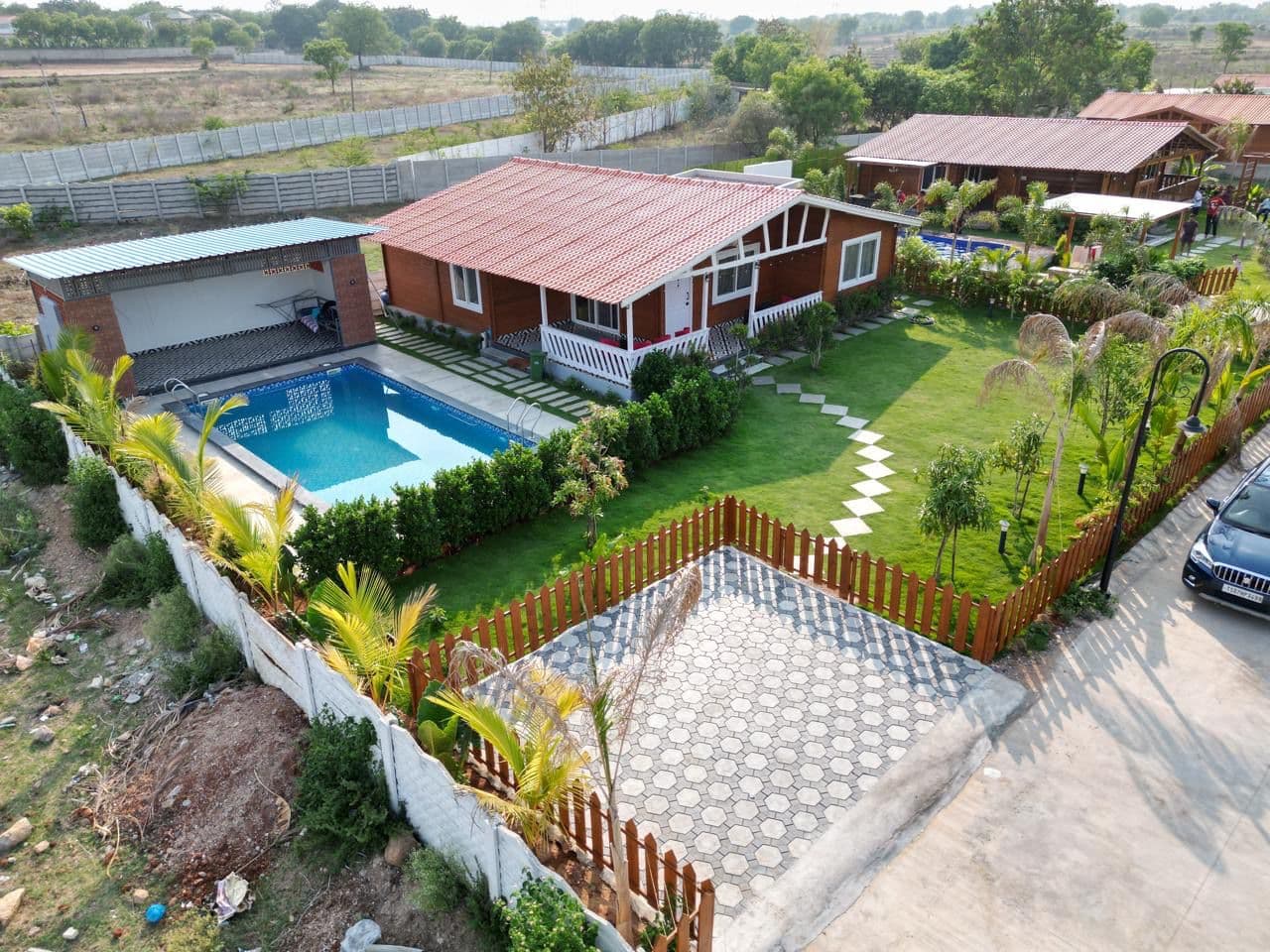 farm house moinabad