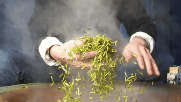The Best Spring Tea - Mount Emei Organic Green Tea