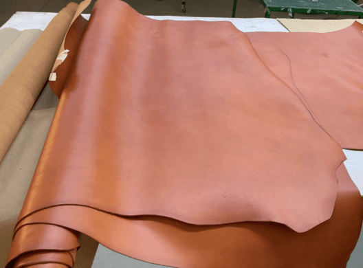 Cuir Elixir: A Ballad of Leather, Color and Quiet Luxury