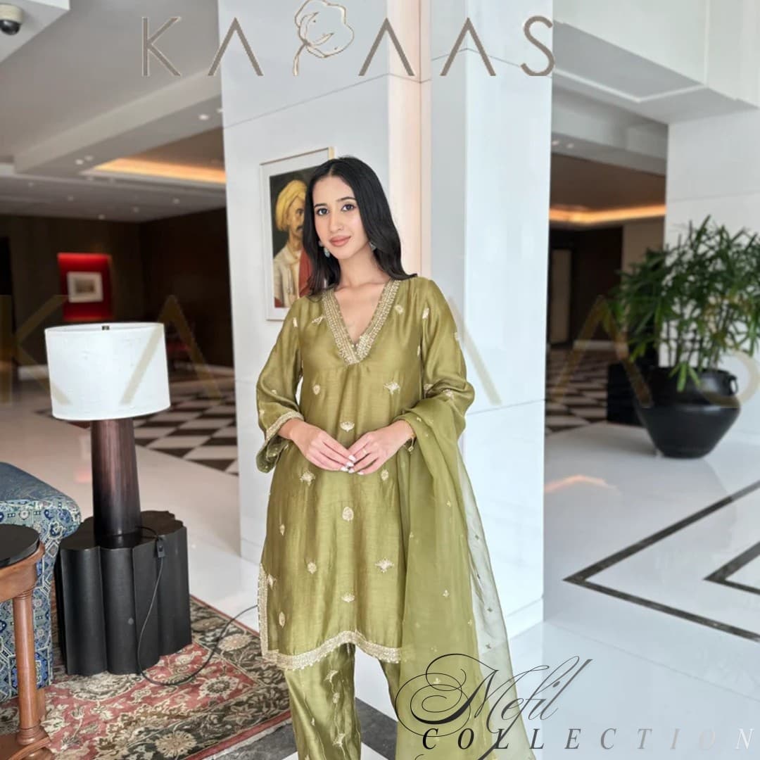 Mehfil Collection – Where Tradition Meets Modern Elegance