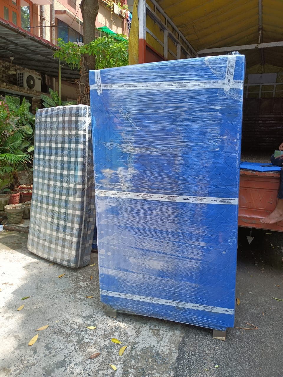 Stress-Free Relocation in Noida with Just Packers and Movers