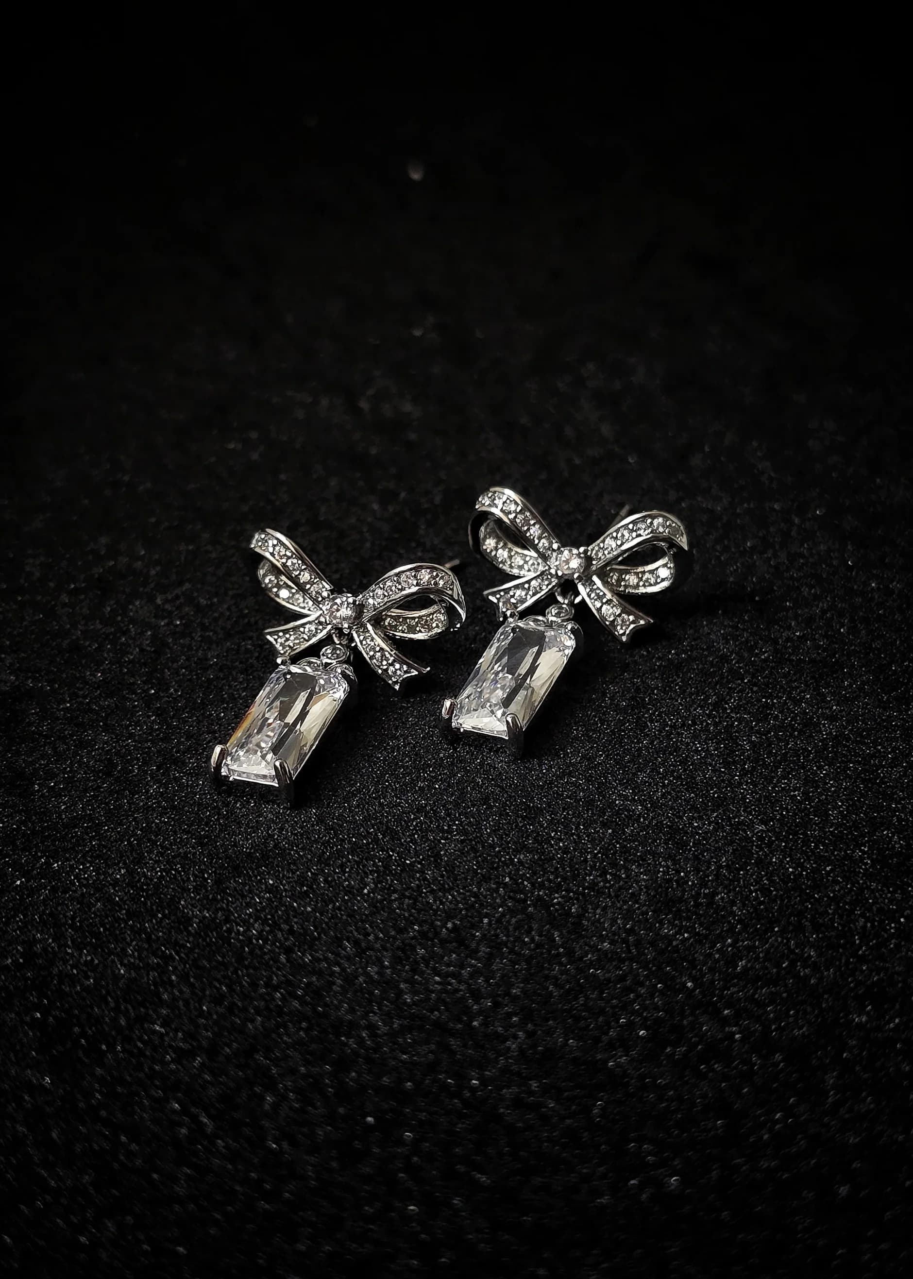 Earrings Online Store to Buying Stylish Earrings Online
