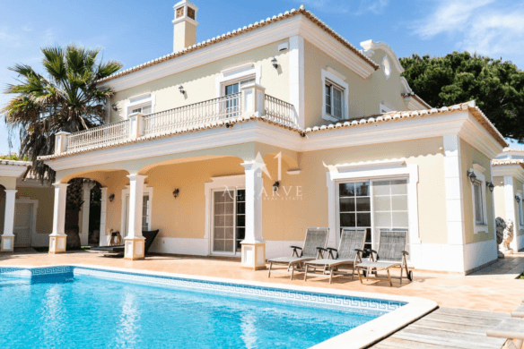 The Algarve Adventure: Your Ultimate Guide on How to Buy Property in the Algarve
